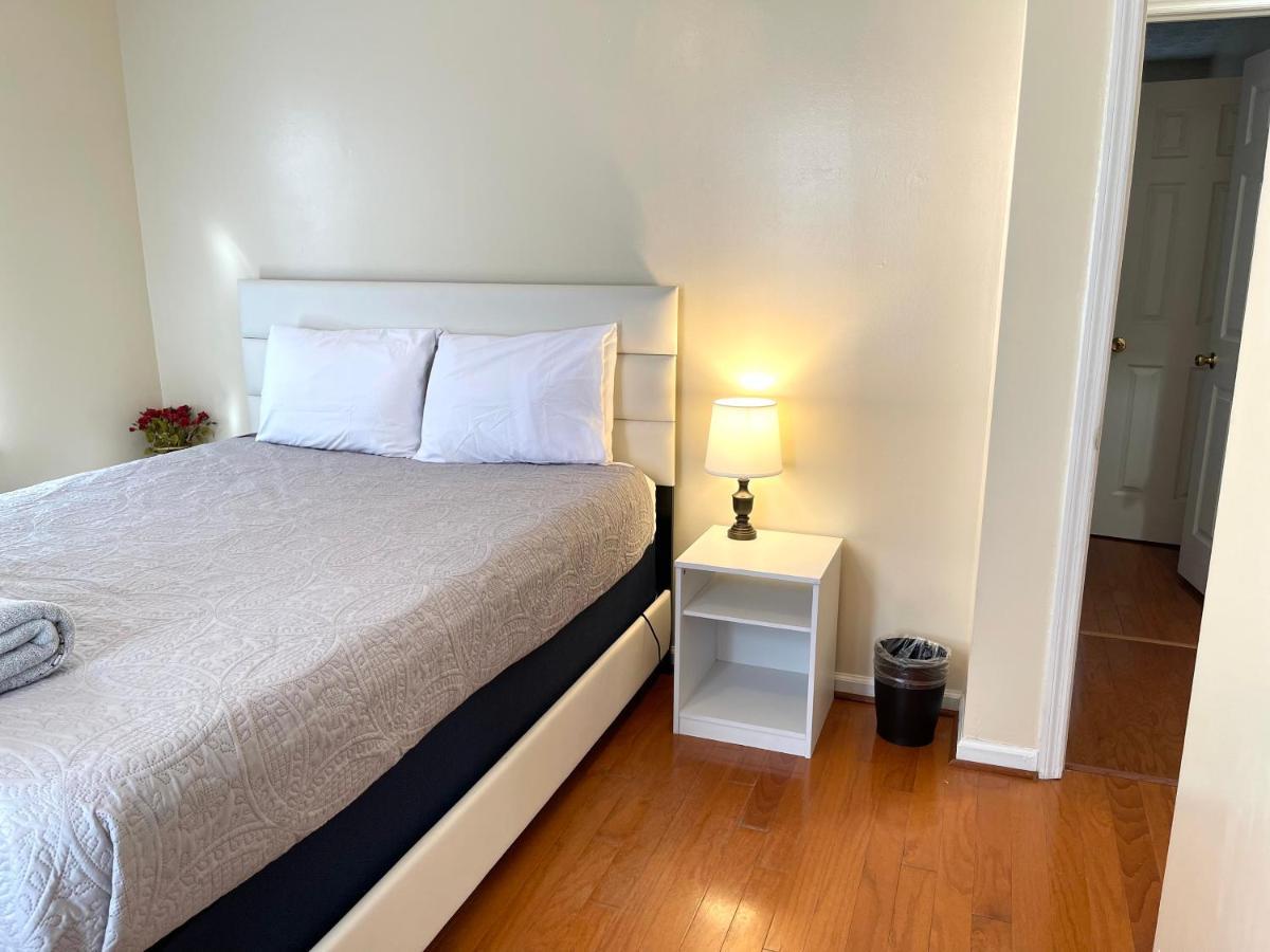 3 Bed 2 Bath House, Quiet & Downtown Smart Tvs In Rooms, Whole House To Yourself Havelock